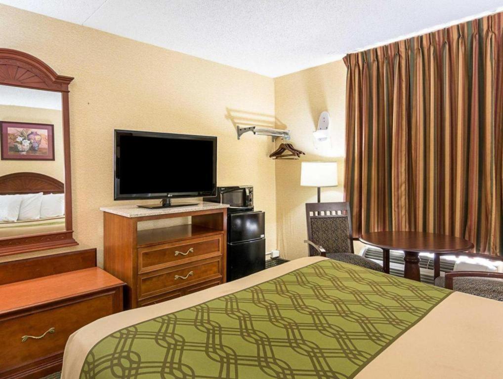 Econo Lodge Near Quantico Marine Base Dumfries Extérieur photo