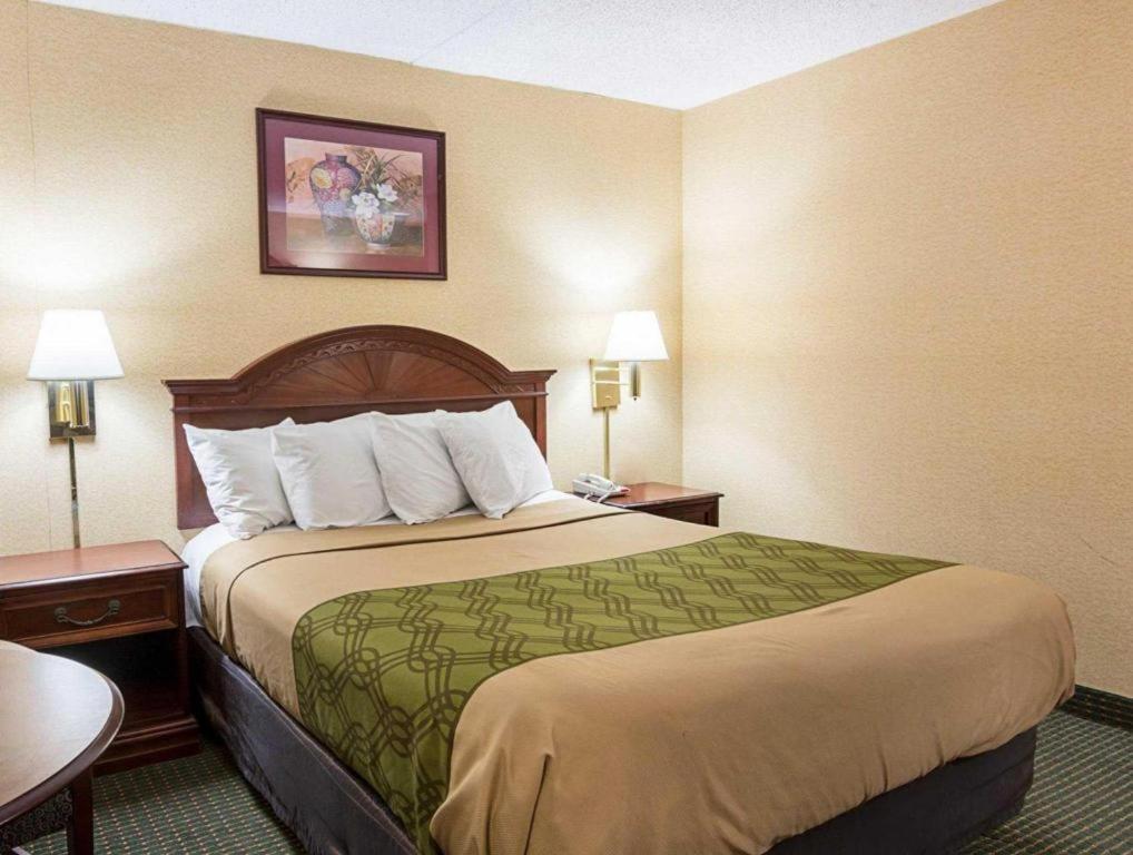 Econo Lodge Near Quantico Marine Base Dumfries Extérieur photo