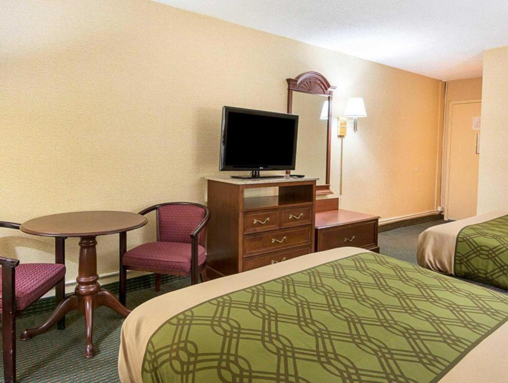 Econo Lodge Near Quantico Marine Base Dumfries Extérieur photo